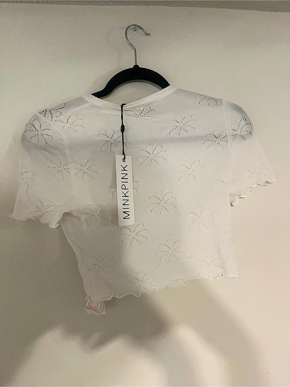 MINKPINK Floral Short Sleeve Top in White Size XS NWT